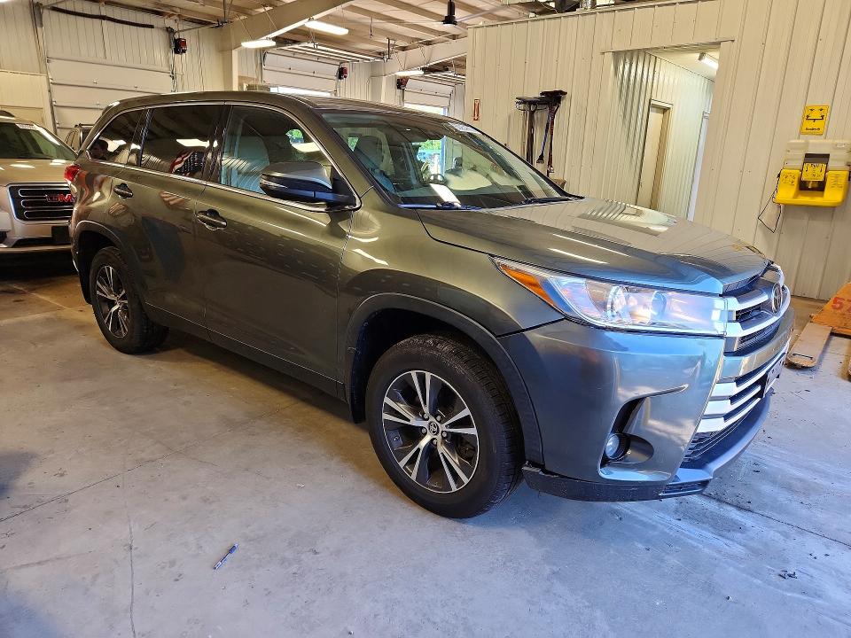 2019 Toyota Highlander მანქანა იყიდება აუქციონზე, vin: 5TDBZRFH6KS991849, აუქციონის ნომერი: 60254886