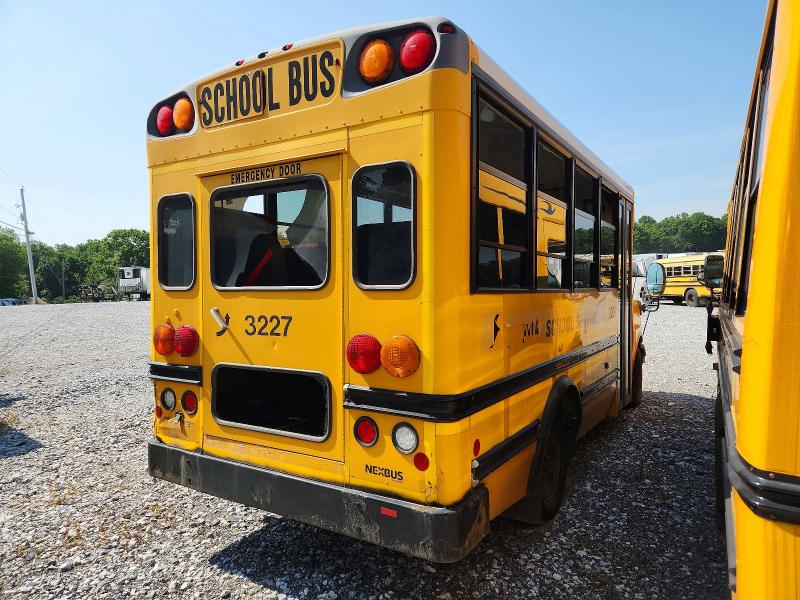 62042596 :رقم المزاد ، 1GB0G2BA4C1137782 vin ، 2012 Collins Bantam G3500 مزاد بيع