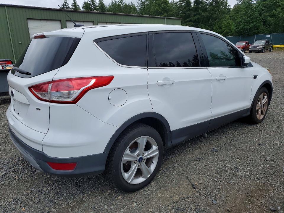 Продажа на аукционе авто 2016 Ford Escape, vin: 1FMCU0G74GUC00401, номер лота: 61695836