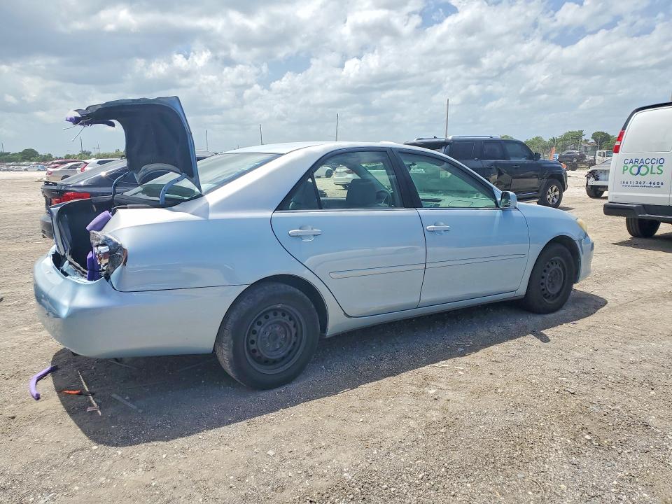 2005 Toyota Camry მანქანა იყიდება აუქციონზე, vin: 4T1BE32K85U516418, აუქციონის ნომერი: 60782526