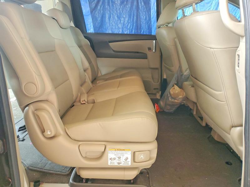 62095116 :رقم المزاد ، 5FNRL5H62GB136095 vin ، 2016 Honda Odyssey مزاد بيع