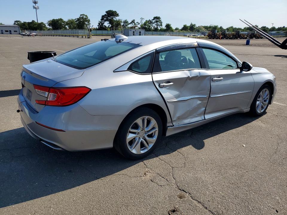 62302586 :رقم المزاد ، 1HGCV1F1XLA130002 vin ، 2020 Honda Accord مزاد بيع