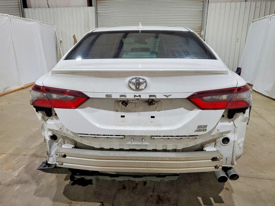 2022 Toyota Camry მანქანა იყიდება აუქციონზე, vin: 4T1G11BK2NU050720, აუქციონის ნომერი: 61530846
