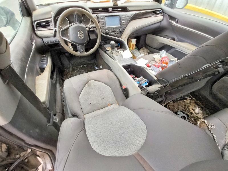 58064226 :رقم المزاد ، 4T1C11AK6LU884647 vin ، 2020 Toyota Camry مزاد بيع