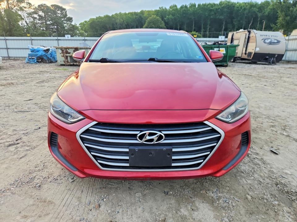 61015906 :رقم المزاد ، 5NPD84LFXHH199543 vin ، 2017 Hyundai Elantra مزاد بيع