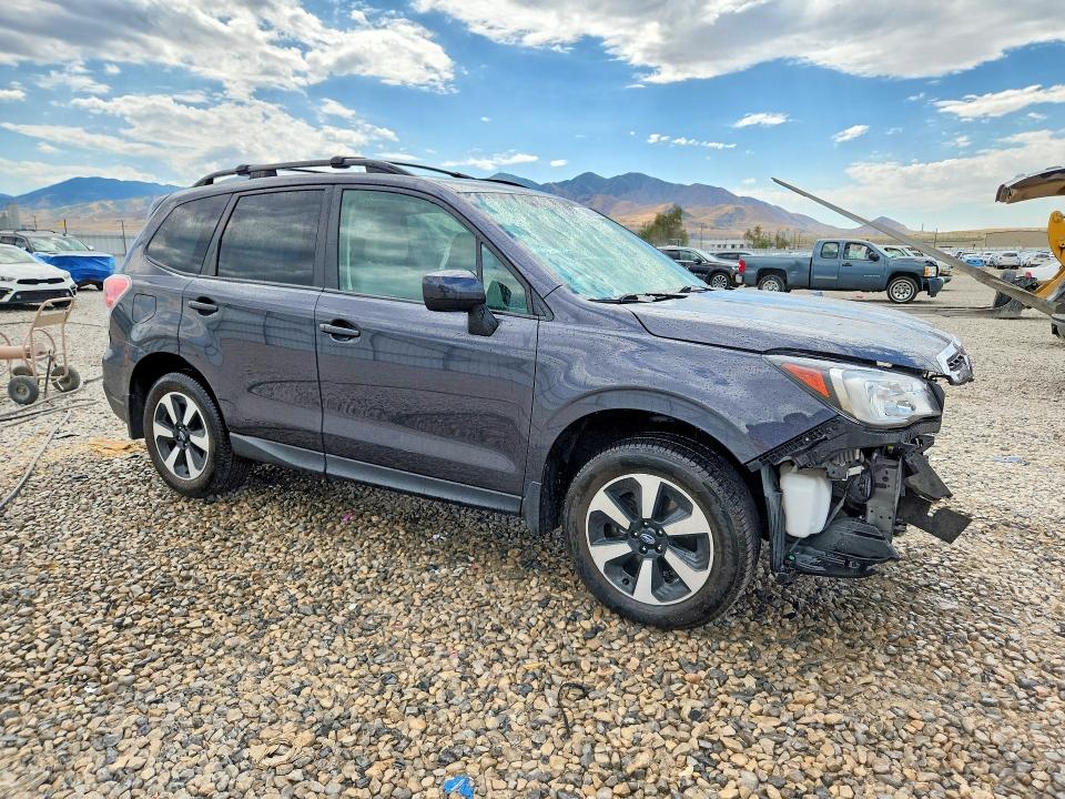 2018 Subaru Forester მანქანა იყიდება აუქციონზე, vin: JF2SJAGC4JH581650, აუქციონის ნომერი: 62602946