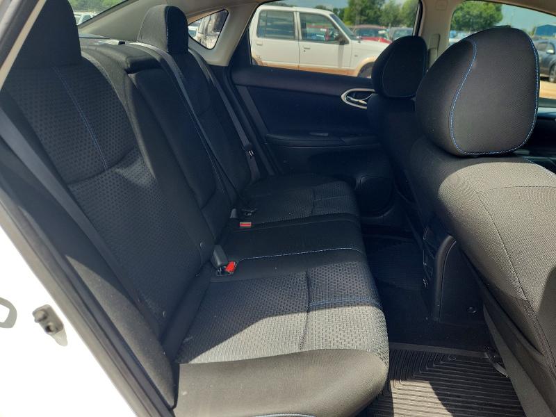 2018 Nissan Sentra მანქანა იყიდება აუქციონზე, vin: 3N1AB7AP4JY213563, აუქციონის ნომერი: 60607486