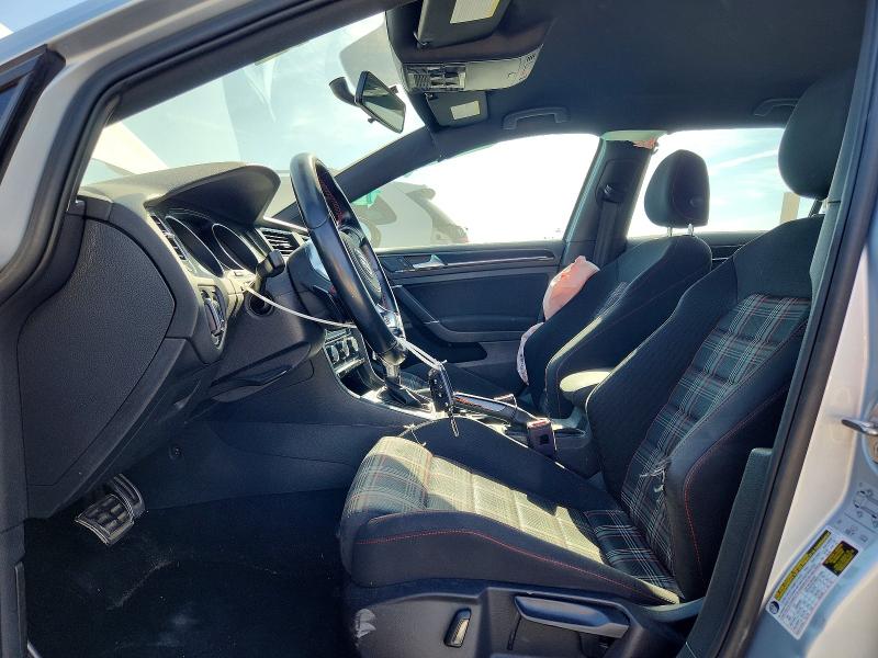 60424616 :رقم المزاد ، 3VW447AU9HM070893 vin ، 2017 Volkswagen Gti مزاد بيع