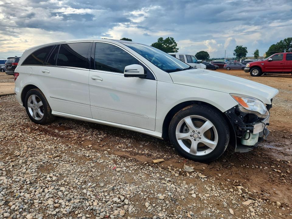 2011 Mercedes-benz R მანქანა იყიდება აუქციონზე, vin: 4JGCB6FE9BA115914, აუქციონის ნომერი: 60668106