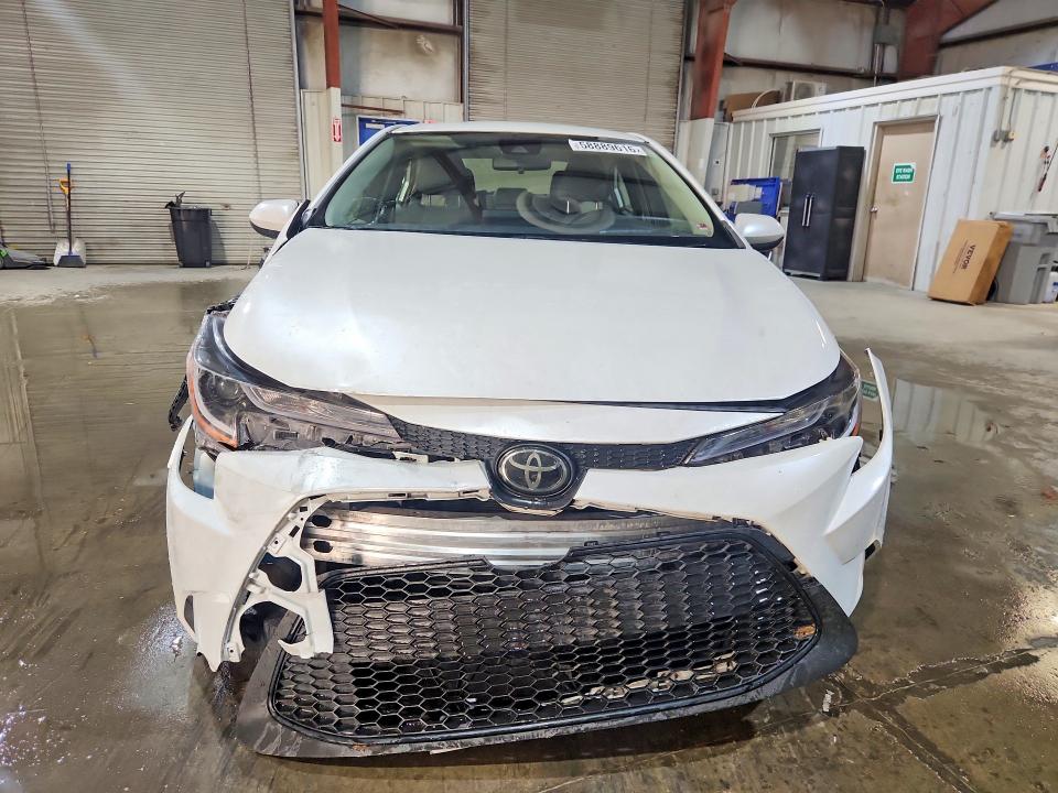 2022 Toyota Corolla მანქანა იყიდება აუქციონზე, vin: JTDEPMAE2N3002695, აუქციონის ნომერი: 58889616