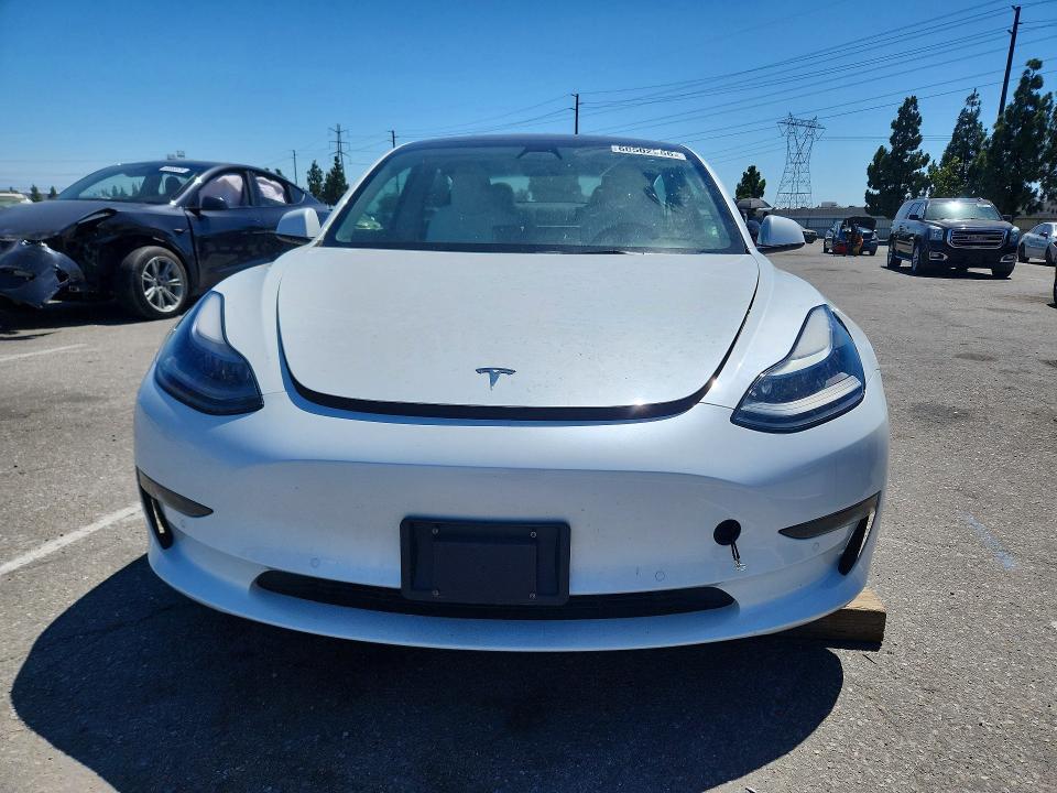 Продажа на аукционе авто 2022 Tesla Model 3, vin: 5YJ3E1EB4NF135991, номер лота: 60502966