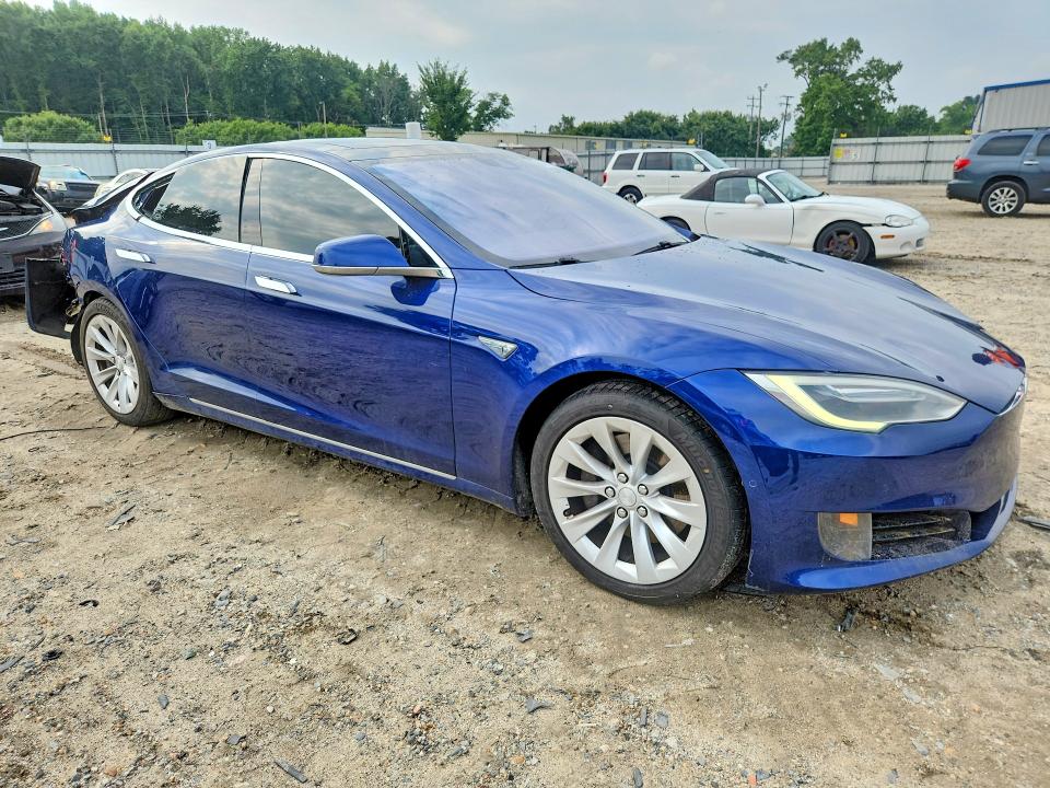 Продажа на аукционе авто 2016 Tesla Model S, vin: 5YJSA1E28GF158233, номер лота: 60777696