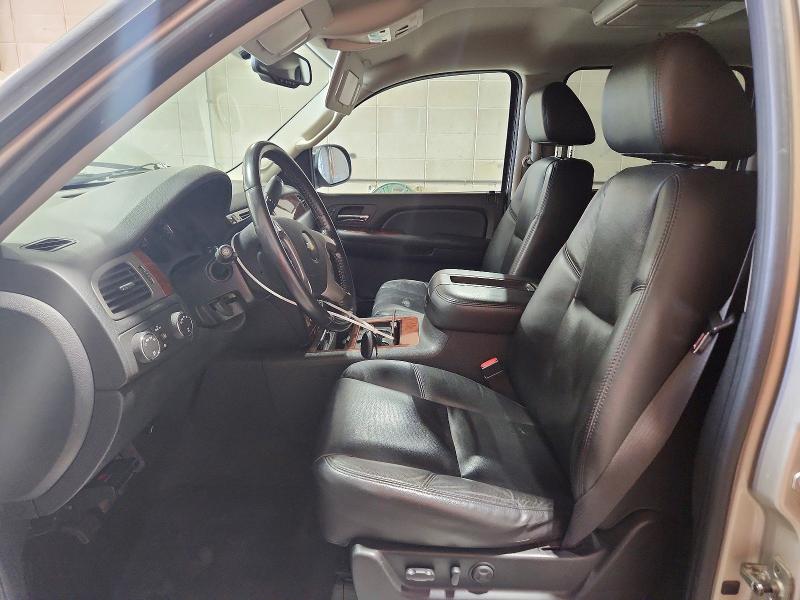 Продаж на аукціоні авто 2009 Chevrolet Suburban, vin: 1GNFK36319R206113, номер лоту: 61875996