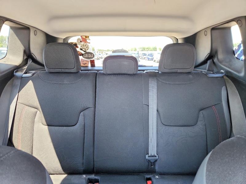 61947726 :رقم المزاد ، ZACCJBCB8JPG74377 vin ، 2018 Jeep Renegade مزاد بيع