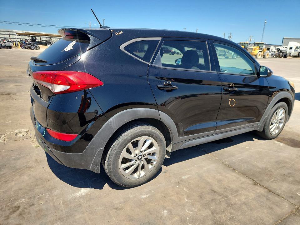 Продаж на аукціоні авто 2016 Hyundai Tucson, vin: KM8J23A47GU225855, номер лоту: 62270996