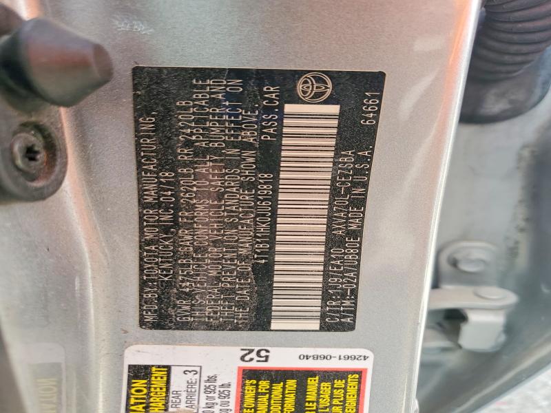 59000046 :رقم المزاد ، 4T1B11HK0JU619818 vin ، 2018 Toyota Camry مزاد بيع