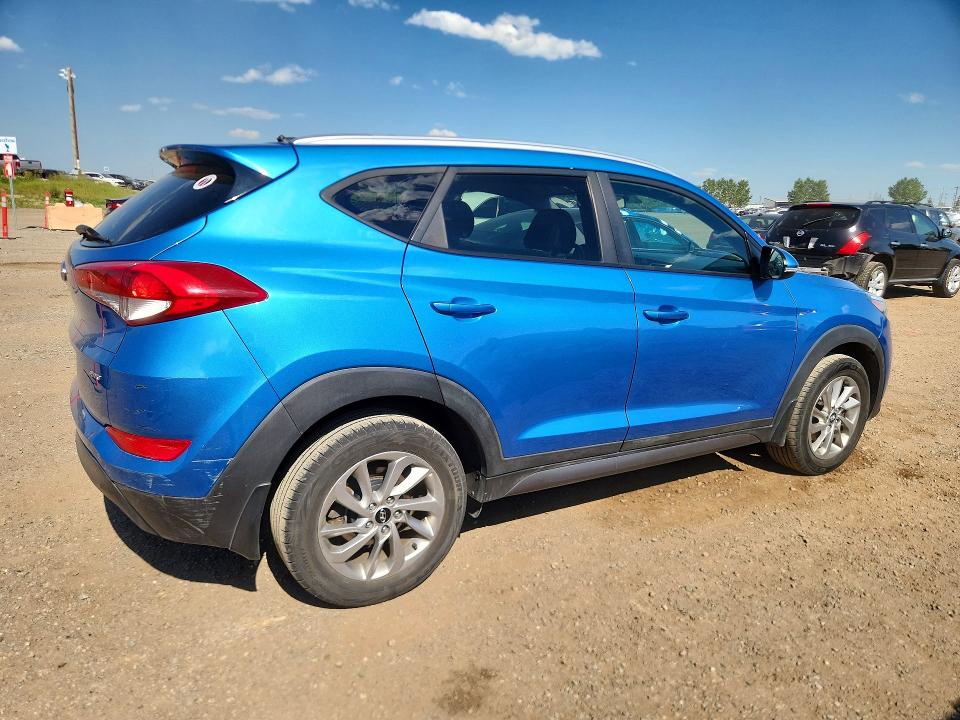 2016 Hyundai Tucson მანქანა იყიდება აუქციონზე, vin: KM8J3CA41GU075884, აუქციონის ნომერი: 63170376