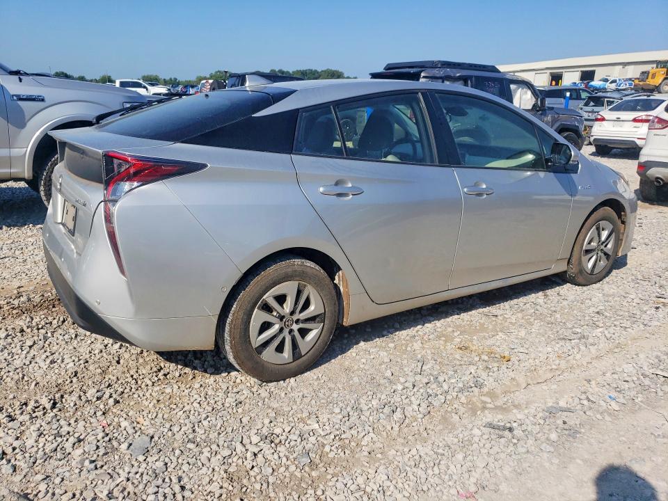 62913756 :رقم المزاد ، JTDKBRFU3J3072599 vin ، 2018 Toyota Prius مزاد بيع