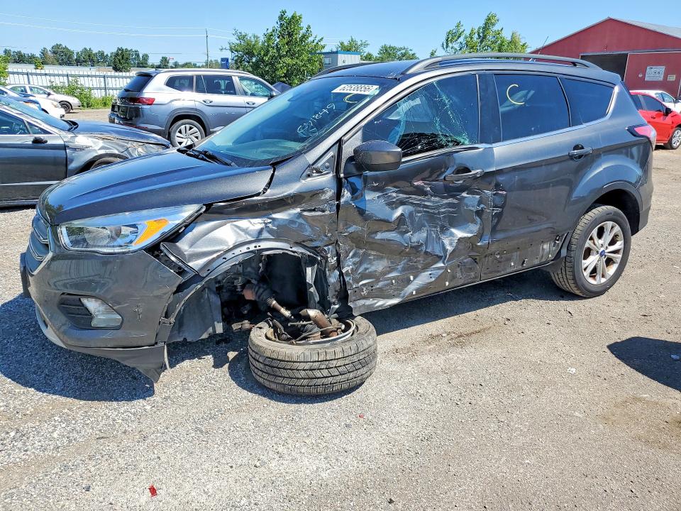 62538856 :رقم المزاد ، 1FMCU0GD1JUC91849 vin ، 2018 Ford Escape مزاد بيع