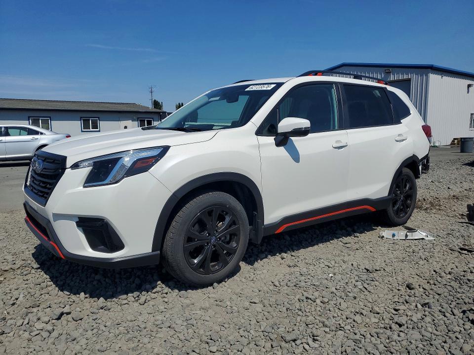 62723576 :رقم المزاد ، JF2SKAJC1NH501037 vin ، 2022 Subaru Forester مزاد بيع