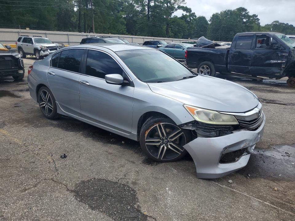 Продажа на аукционе авто 2017 Honda Accord, vin: 1HGCR2F17HA242581, номер лота: 61762596