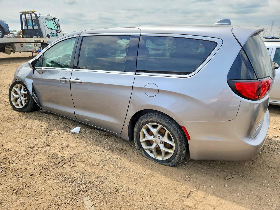 Продажа на аукционе авто 2018 Chrysler Pacifica, vin: 2C4RC1FG5JR277677, номер лота: 55994806
