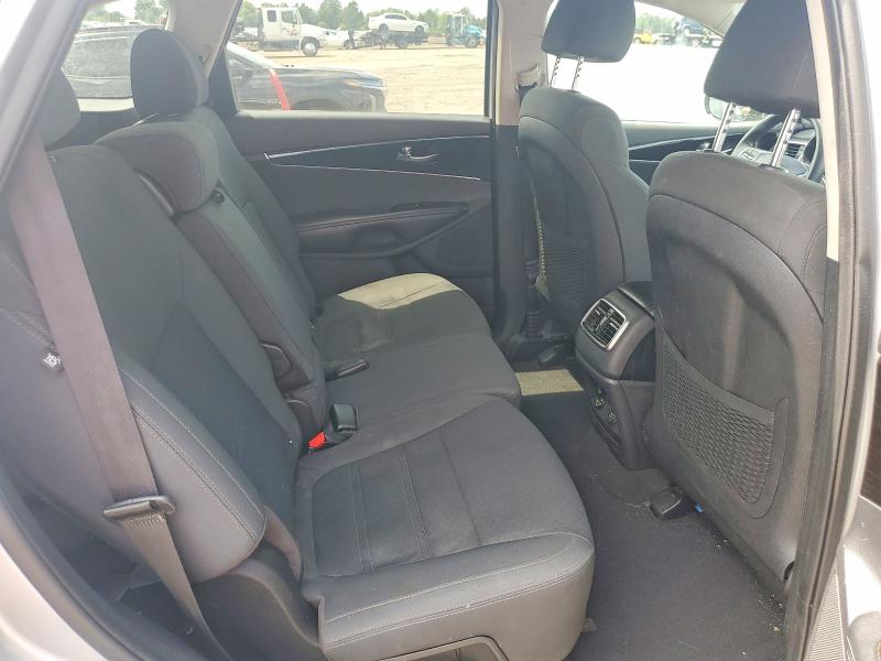 62317256 :رقم المزاد ، 5XYPGDA33KG559663 vin ، 2019 Kia Sorento مزاد بيع