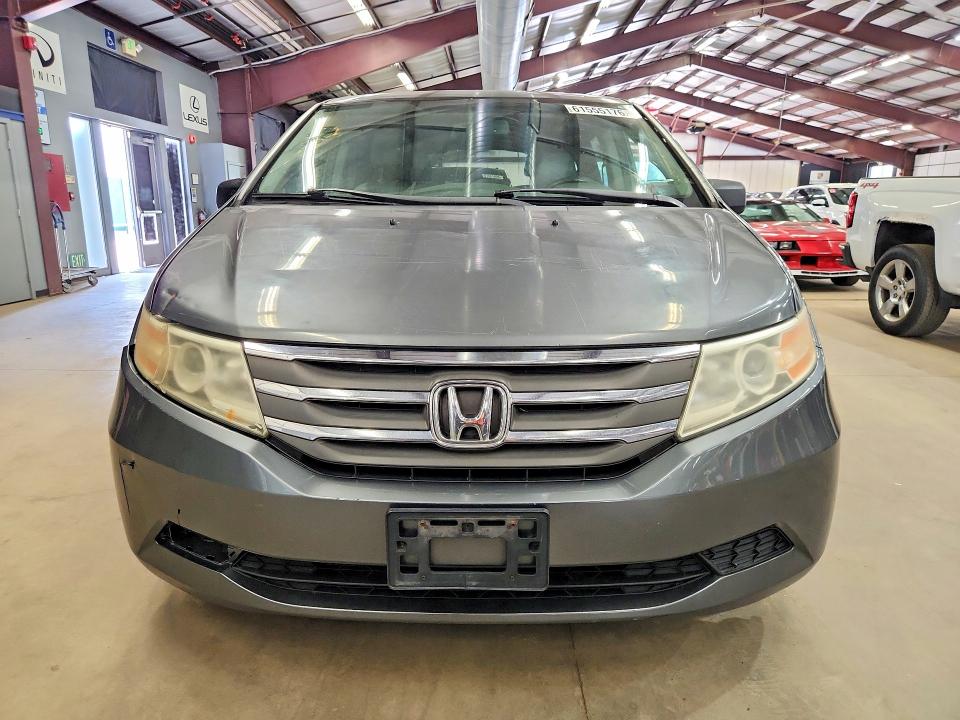 61555176 :رقم المزاد ، 5FNRL5H6XCB050690 vin ، 2012 Honda Odyssey مزاد بيع