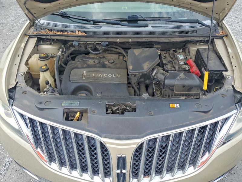 62798816 :رقم المزاد ، 2LMDJ6JK5BBJ20329 vin ، 2011 Lincoln Mkx مزاد بيع