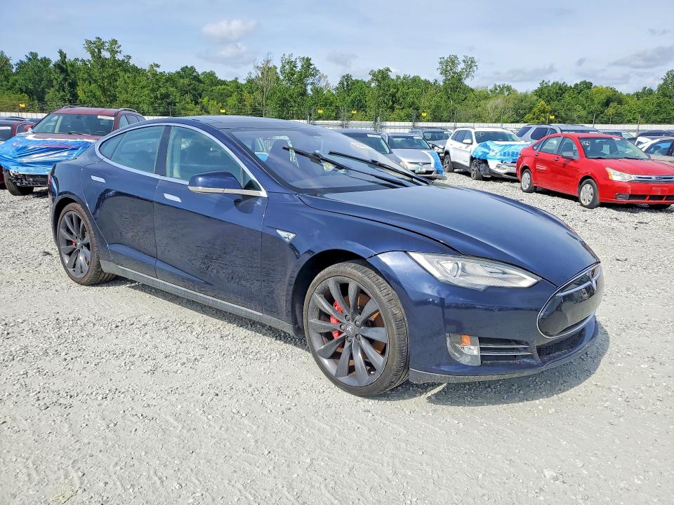 Продажа на аукционе авто 2013 Tesla Model S, vin: 5YJSA1CP5DFP27162, номер лота: 61699126