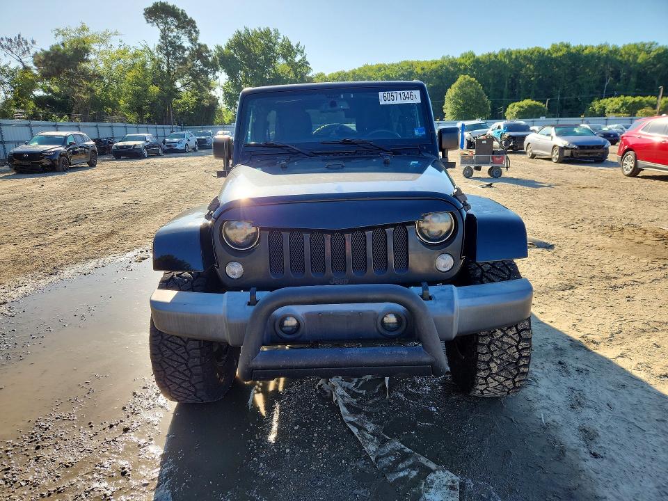 2015 Jeep Wrangler Unlimited მანქანა იყიდება აუქციონზე, vin: 1C4BJWDG3FL649928, აუქციონის ნომერი: 60571346