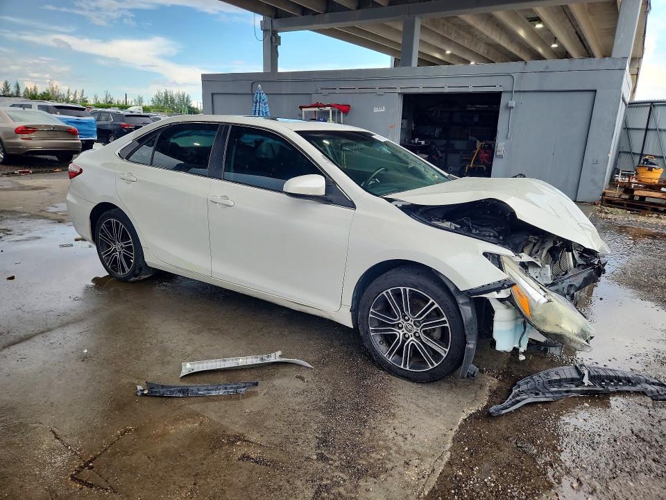 59150186 :رقم المزاد ، 4T1BF1FK4GU179860 vin ، 2016 Toyt Camry مزاد بيع