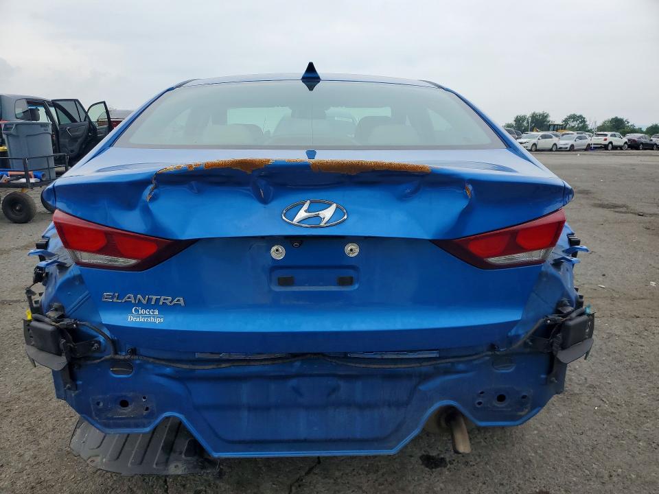 2017 Hyundai Elantra მანქანა იყიდება აუქციონზე, vin: 5NPD84LF8HH026040, აუქციონის ნომერი: 62744316