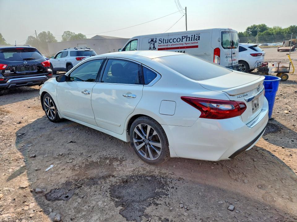 Продажа на аукционе авто 2017 Nissan Altima, vin: 1N4AL3AP5HC116190, номер лота: 62450556