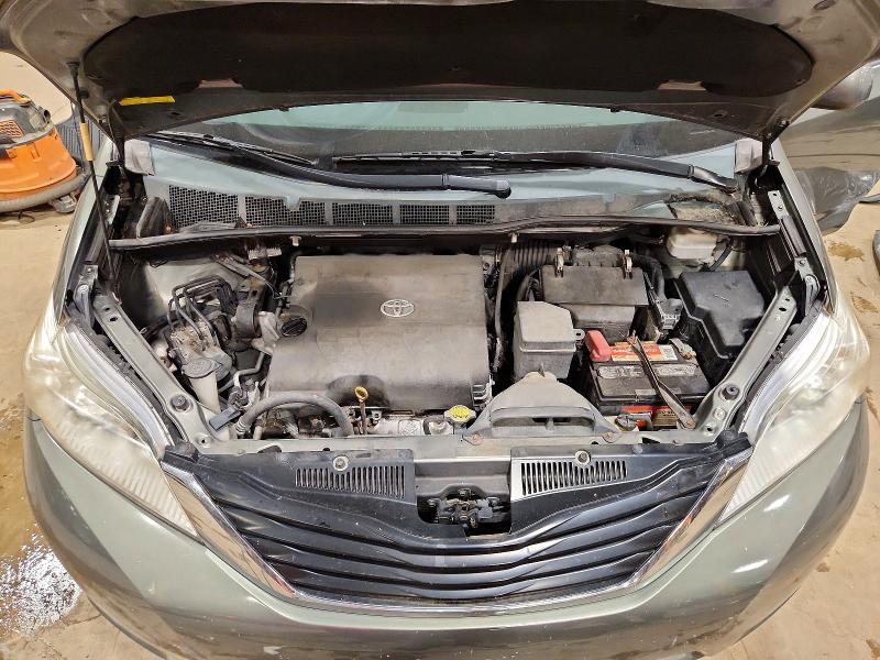 Aukcja sprzedaży 2011 Toyota Sienna, vin: 5TDKK3DCXBS148133, numer aukcji: 61229526