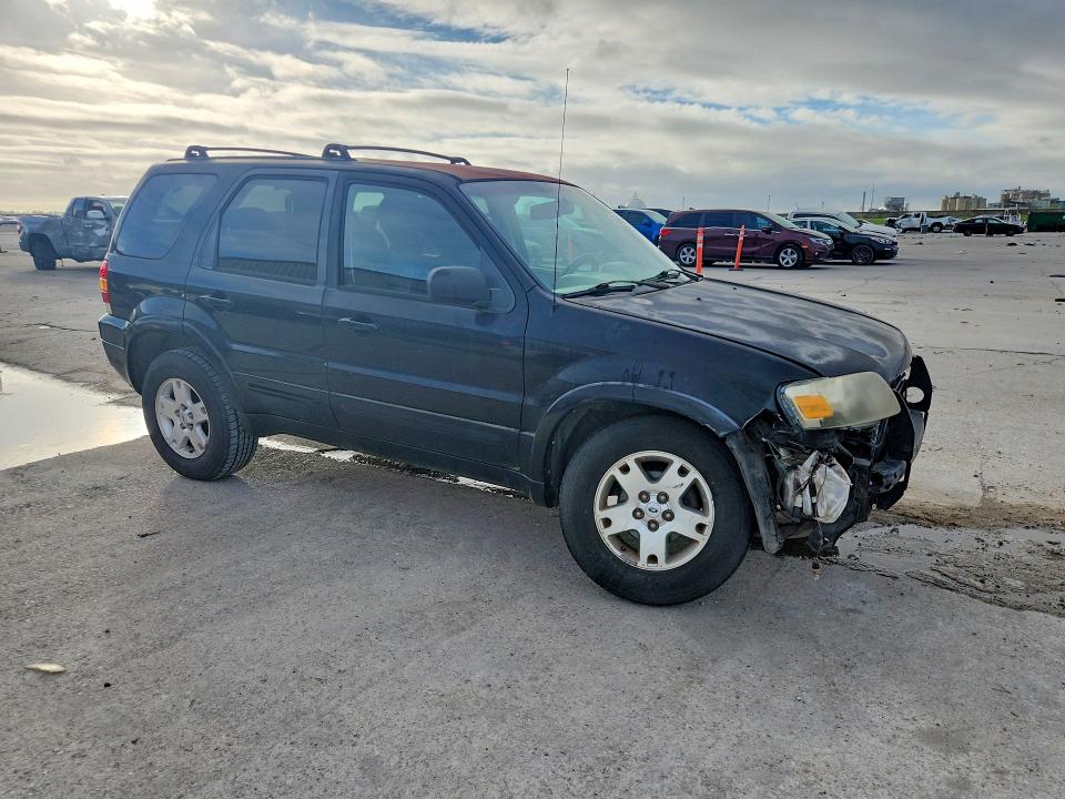 62069016 :رقم المزاد ، 1FMYU04137KA75313 vin ، 2007 Ford Escape مزاد بيع