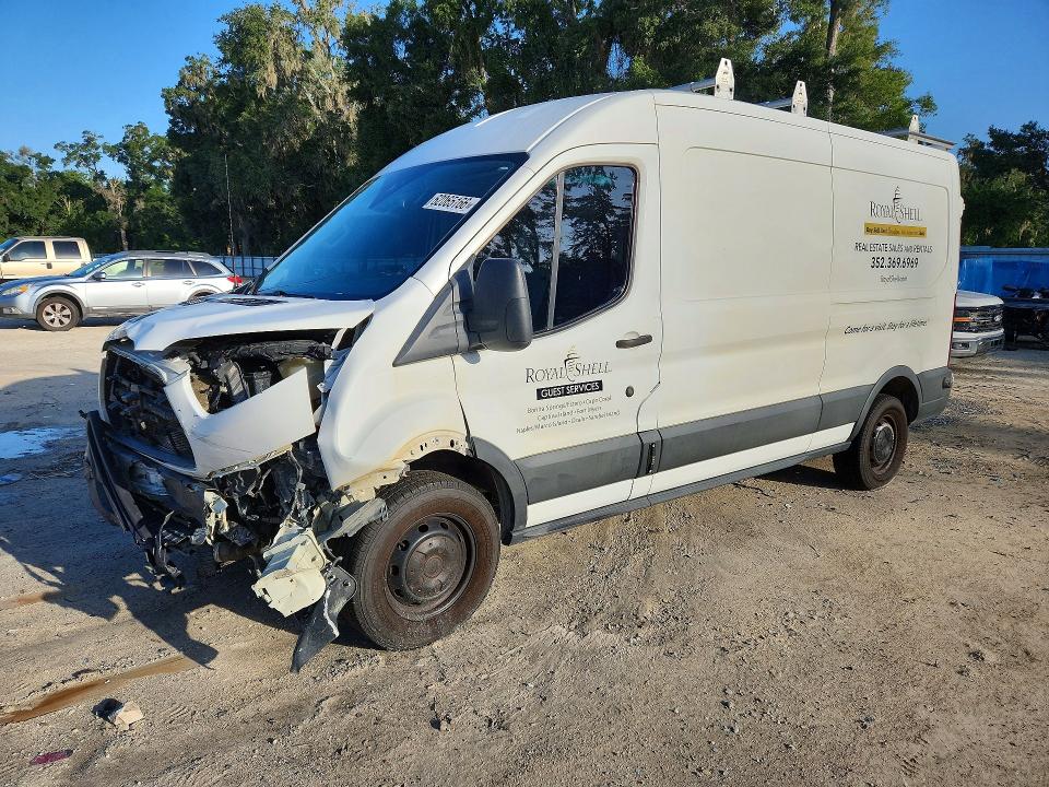 62065166 :رقم المزاد ، 1FTYR2CG6JKA80004 vin ، 2018 Ford Transit مزاد بيع