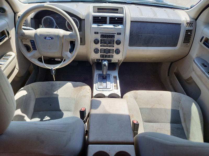 61902776 :رقم المزاد ، 1FMCU03188KC39815 vin ، 2008 Ford Escape مزاد بيع