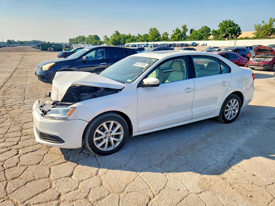60477096 :رقم المزاد ، 3VWDP7AJ5DM449512 vin ، 2013 Volkswagen Jetta مزاد بيع