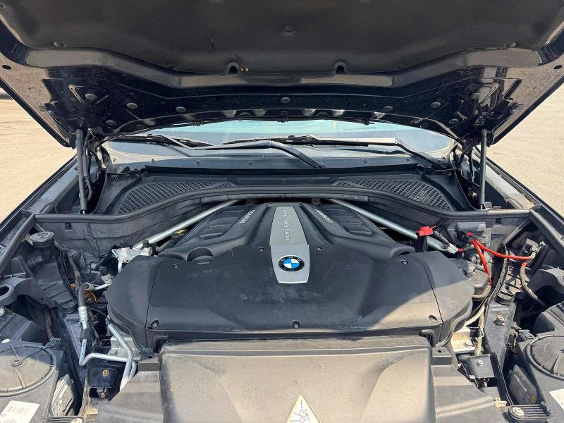 61739586 :رقم المزاد ، 5UXKR6C59F0J74553 vin ، 2015 Bmw X5 مزاد بيع