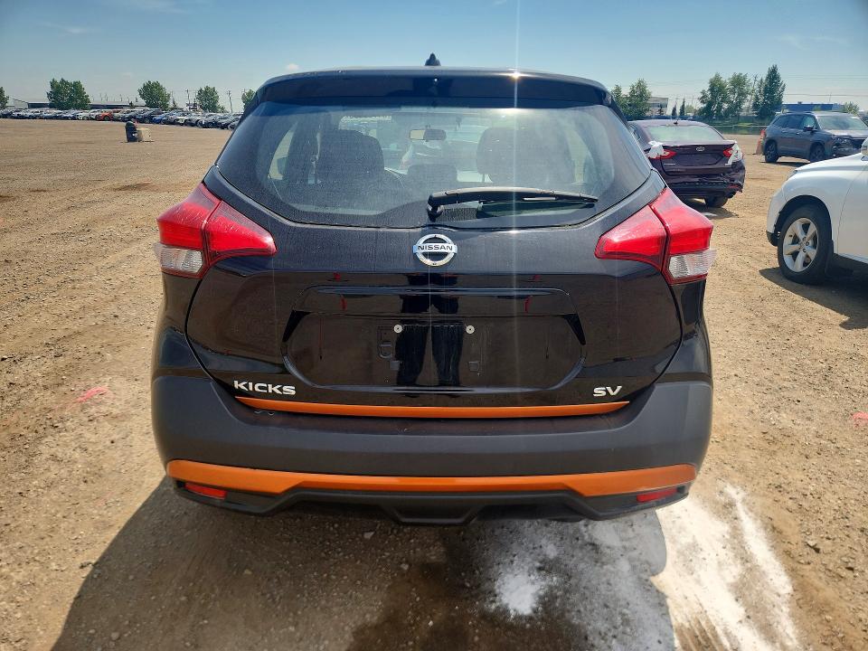 61739136 :رقم المزاد ، 3N1CP5CU6KL530857 vin ، 2019 Nissan Kicks مزاد بيع