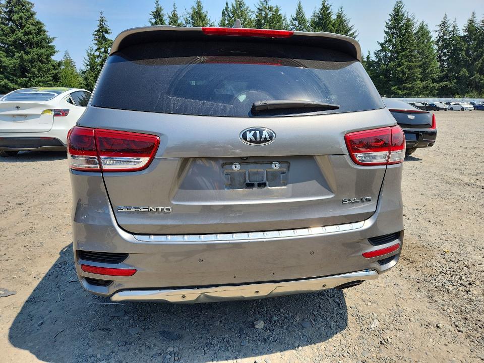 Продаж на аукціоні авто 2018 Kia Sorento, vin: 5XYPKDA58JG364267, номер лоту: 61361596