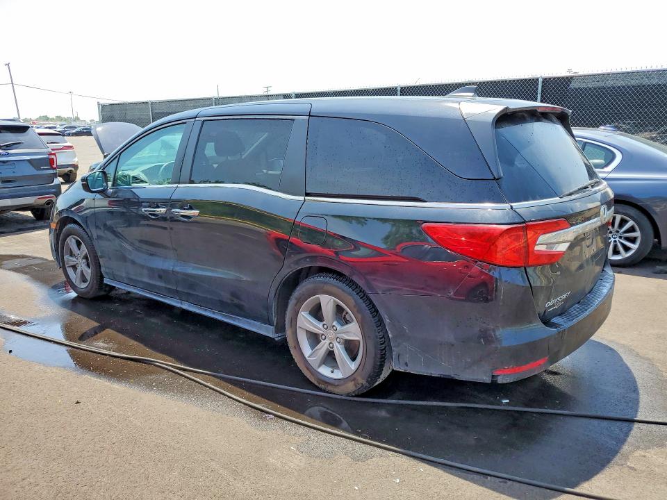 Продаж на аукціоні авто 2018 Honda Odyssey, vin: 5FNRL6H52JB008637, номер лоту: 60809736
