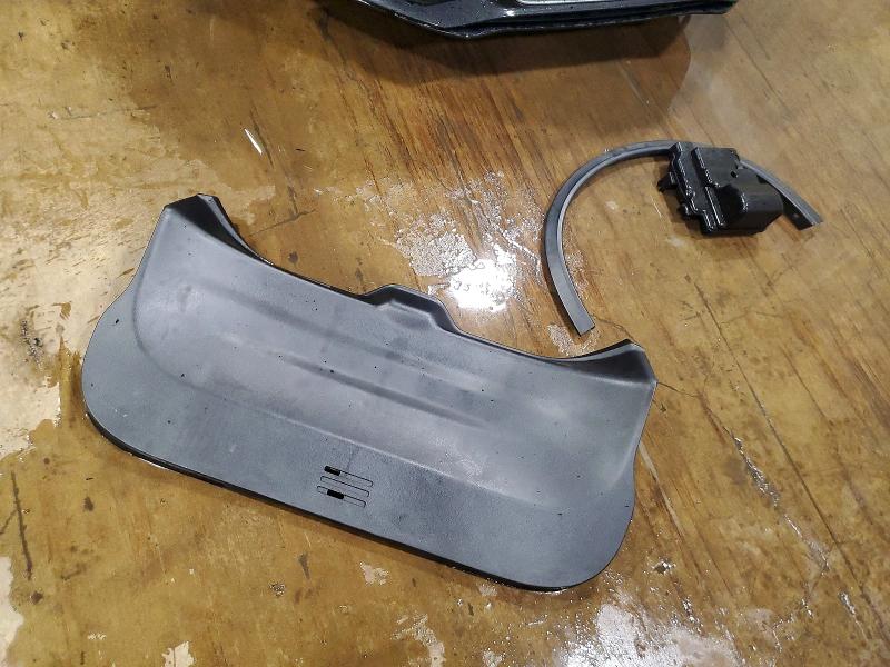 2017 Nissan Rogue მანქანა იყიდება აუქციონზე, vin: JN8AT2MV8HW003996, აუქციონის ნომერი: 60068556