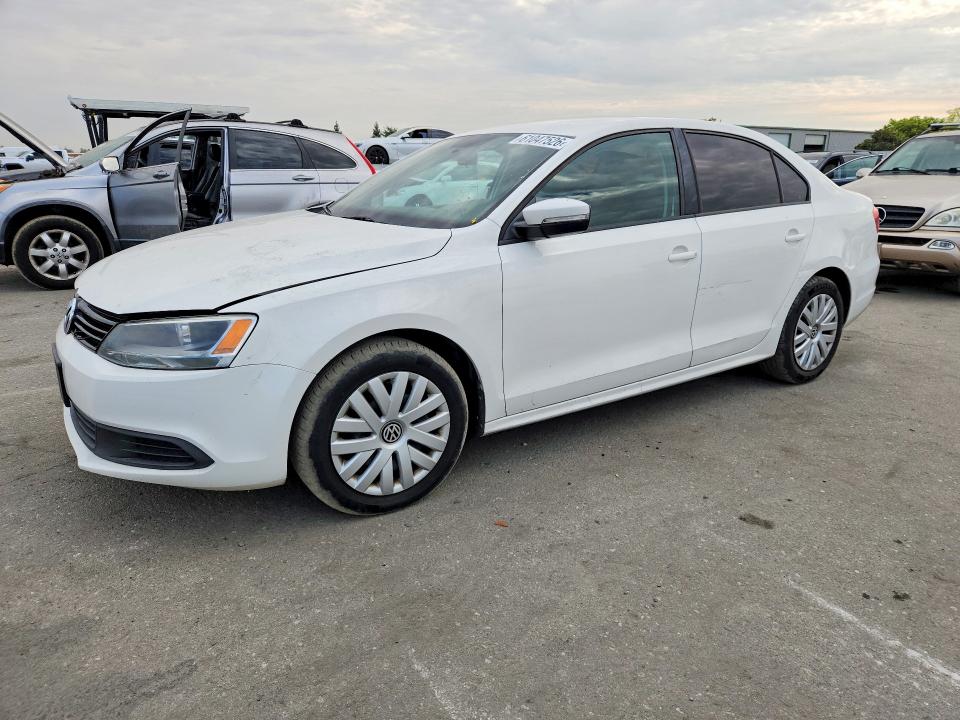 61047526 :رقم المزاد ، 3VWD17AJ5EM237972 vin ، 2014 Volkswagen Jetta مزاد بيع