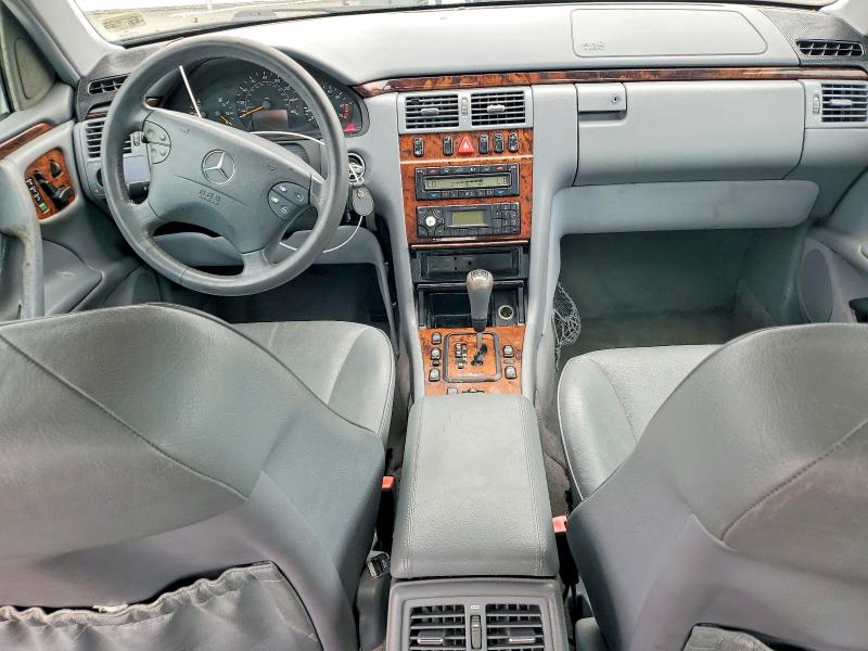 Продажа на аукционе авто 2000 Mercedes-benz E, vin: WDBJF65J9YB163851, номер лота: 61363106