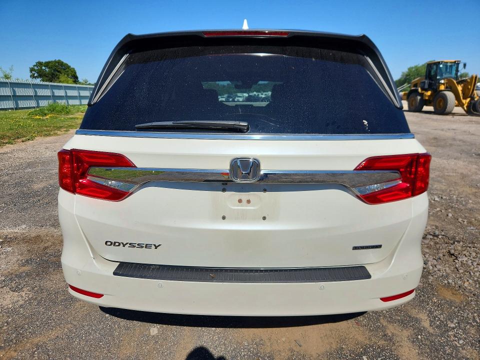 Продажа на аукционе авто 2018 Honda Odyssey, vin: 5FNRL6H81JB020837, номер лота: 61312976