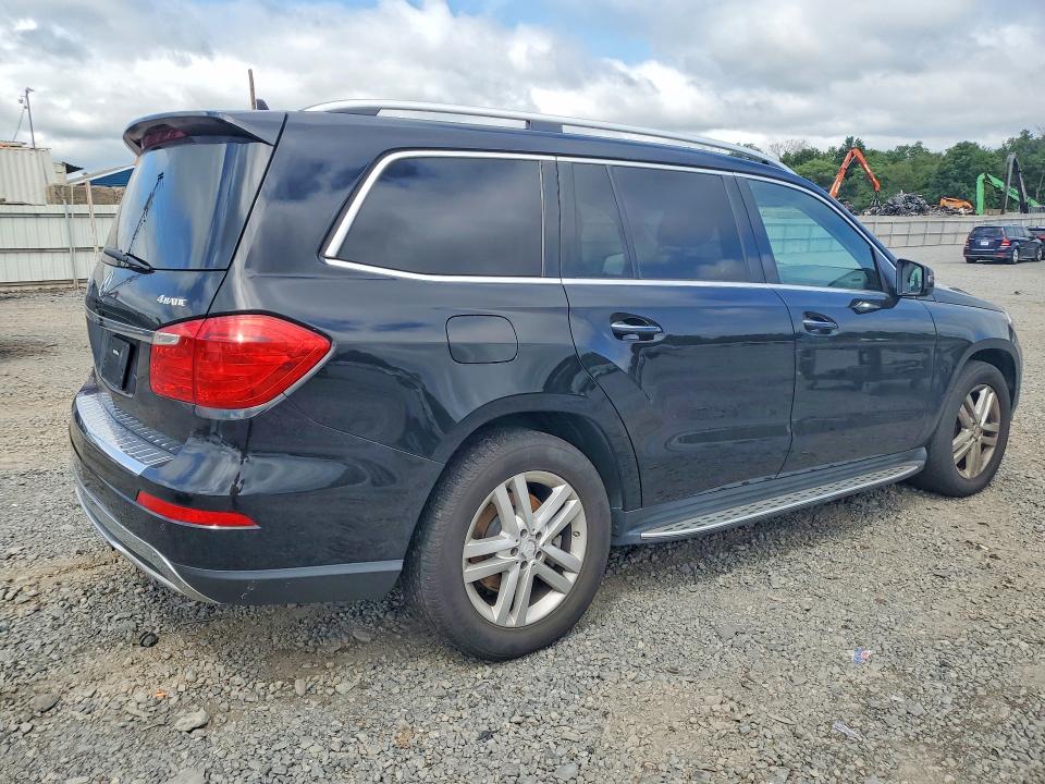 Продаж на аукціоні авто 2015 Mercedes-benz Gl, vin: 4JGDF6EEXFA586700, номер лоту: 63186416