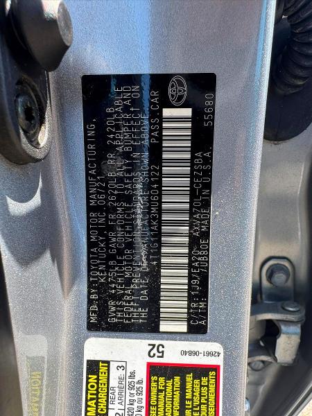 63116726 :رقم المزاد ، 4T1G11AK3MU604122 vin ، 2021 Toyota Camry مزاد بيع