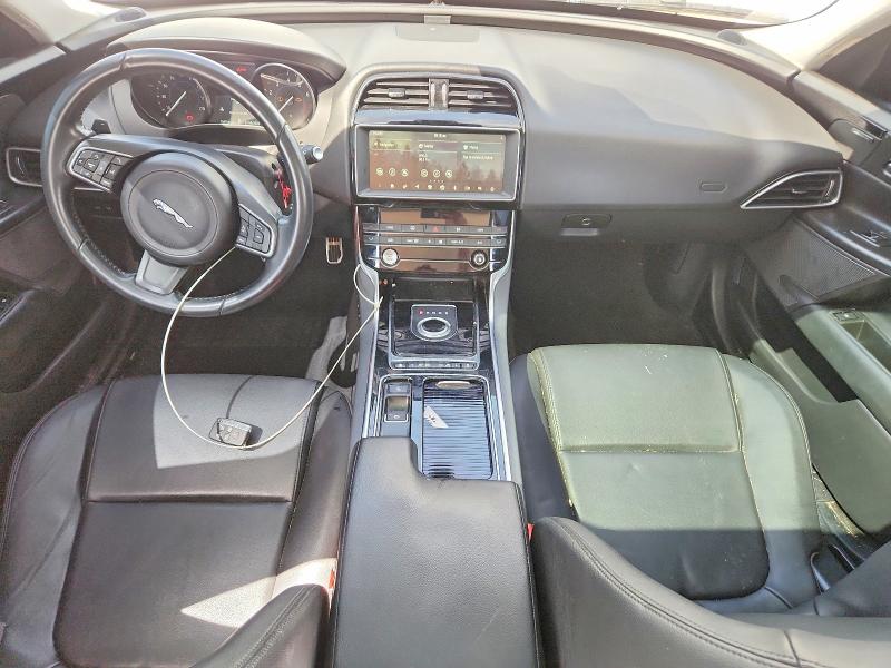 Продаж на аукціоні авто 2019 Jaguar Xe, vin: SAJAD4FX2KCP48966, номер лоту: 61021476
